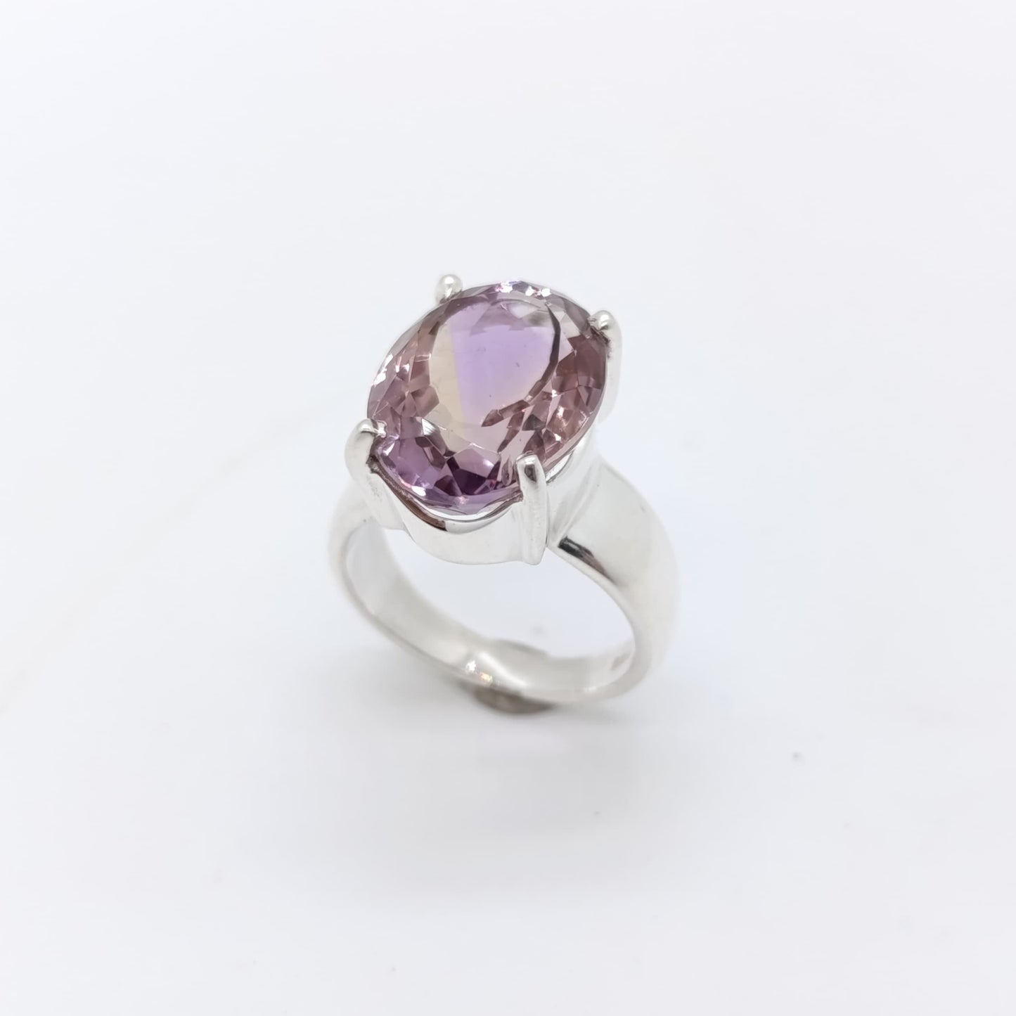Anillo de Plata con Ametrino Natural