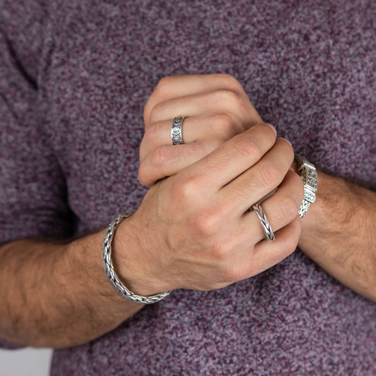 Anillo Tano