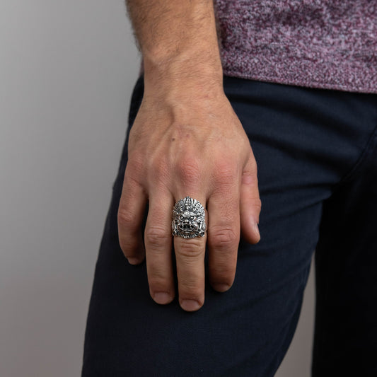 IC: ANILLO PLATA HAKA DIOS MACIZO