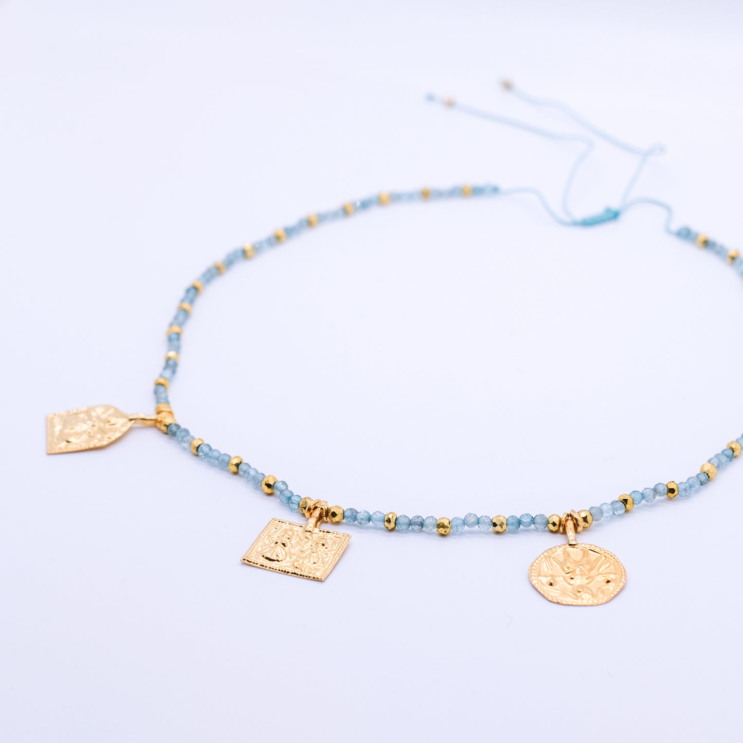 Gargantilla Mangata Apatitos Azules Plata 925 Baño Oro 18k