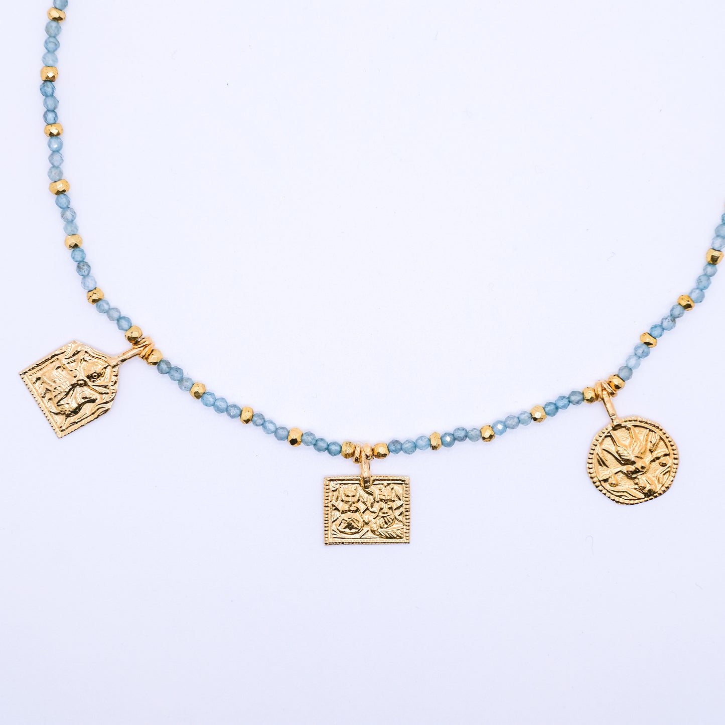 Gargantilla Mangata Apatitos Azules Plata 925 Baño Oro 18k