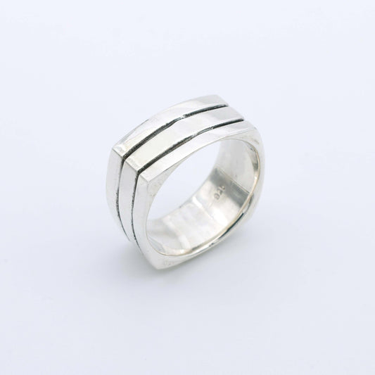 IC: ANILLO PLATA 925 CUADRADO