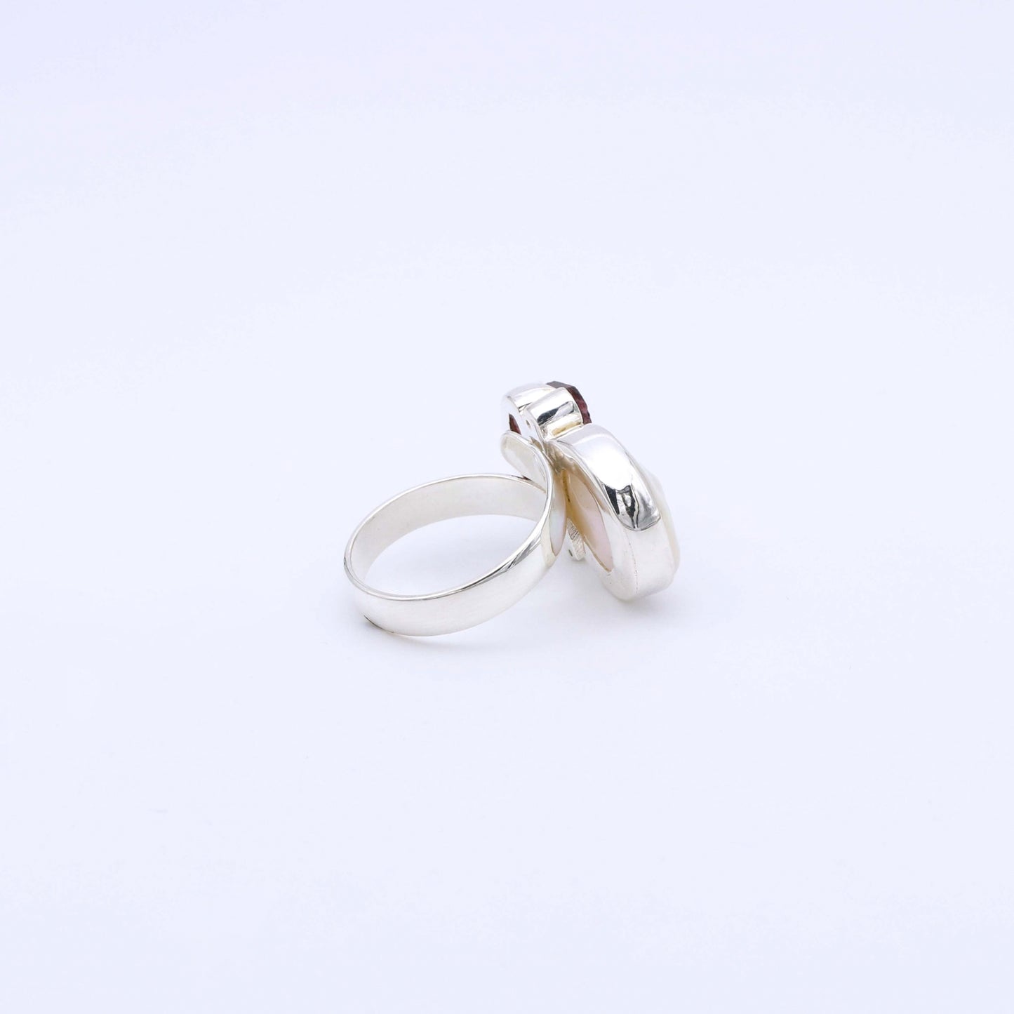 IC: ANILLO PLATA GRANATES PERLA