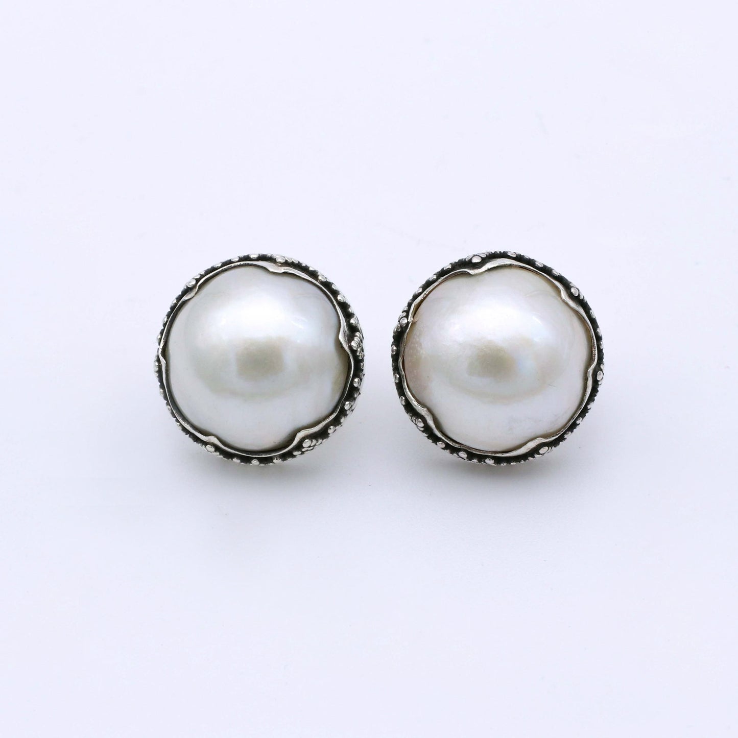 IC: PENDIENTE PLATA PERLA MABE OMEGA