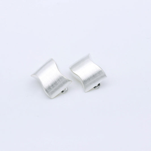 Pendiente Clip Wave - Plata Luz