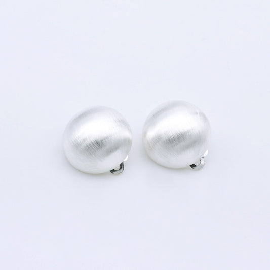 Pendiente Clip Round - Plata Luz