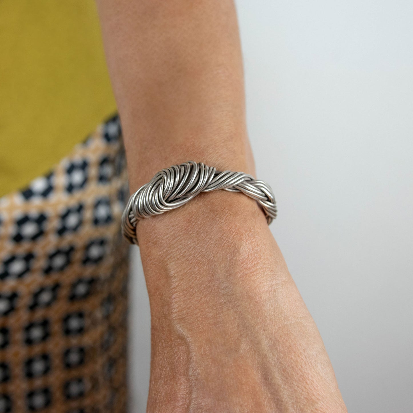 Pulsera Nudo - Plata Luz