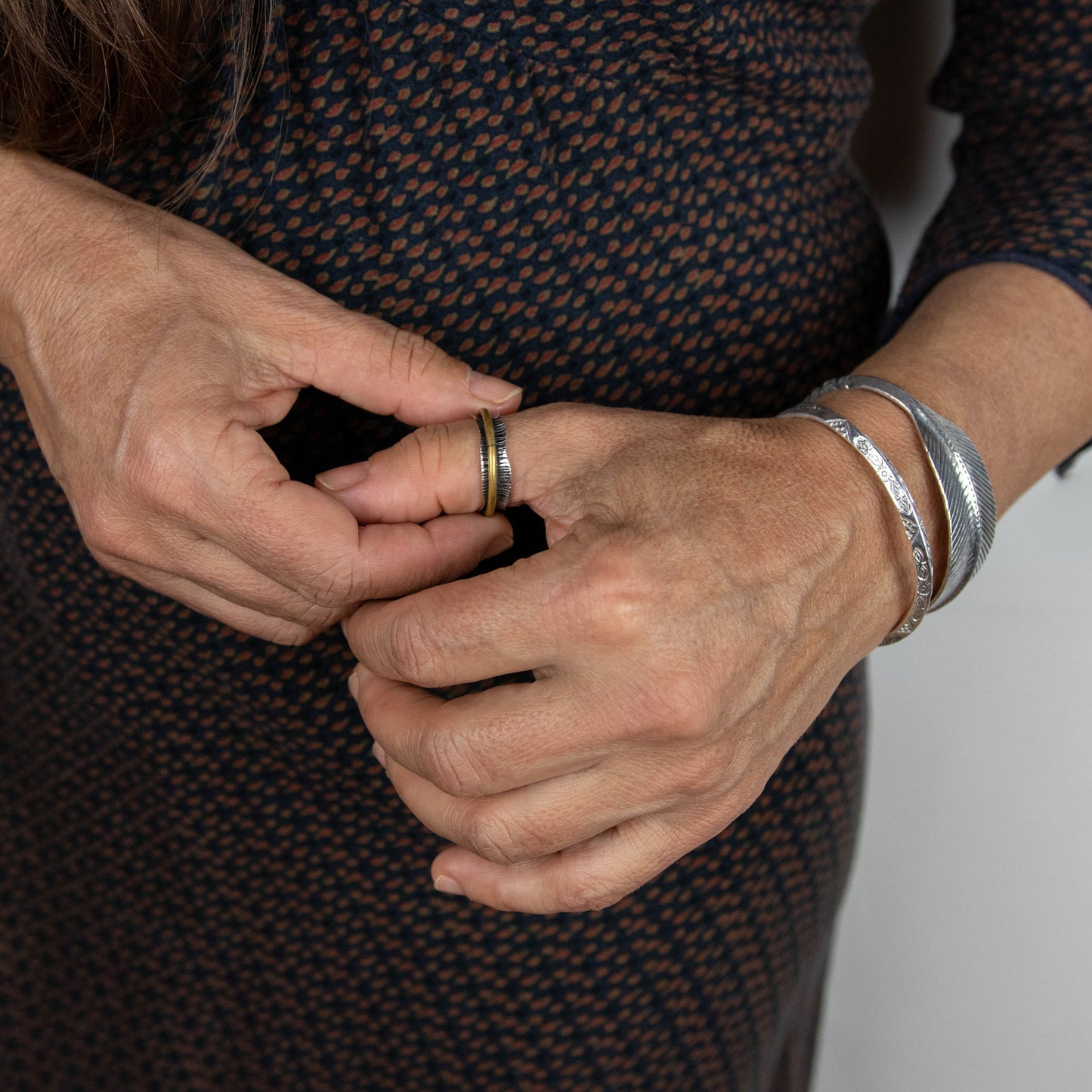 IC: ANILLO PLATA 925 Y BRONCE ANTIESTRES