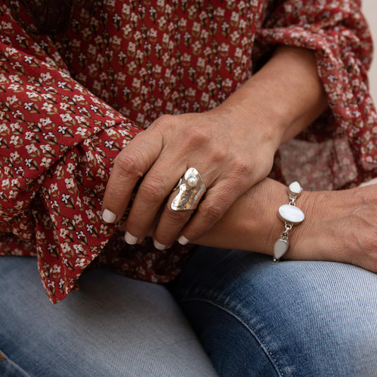 Anillo Rohini Plata y Perla