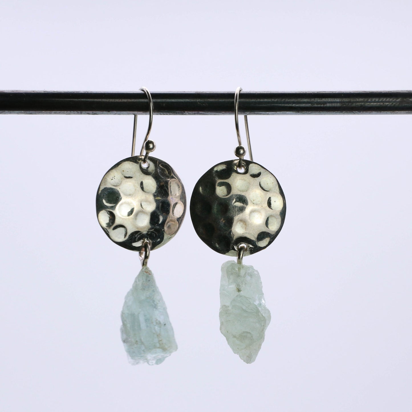 IC: SILVER EARRING AQUAMARINE RAW