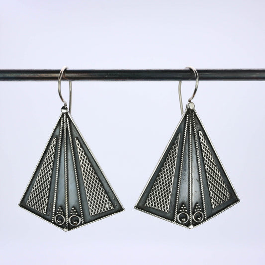 IC: PENDIENTE PLATA TRIANGULO