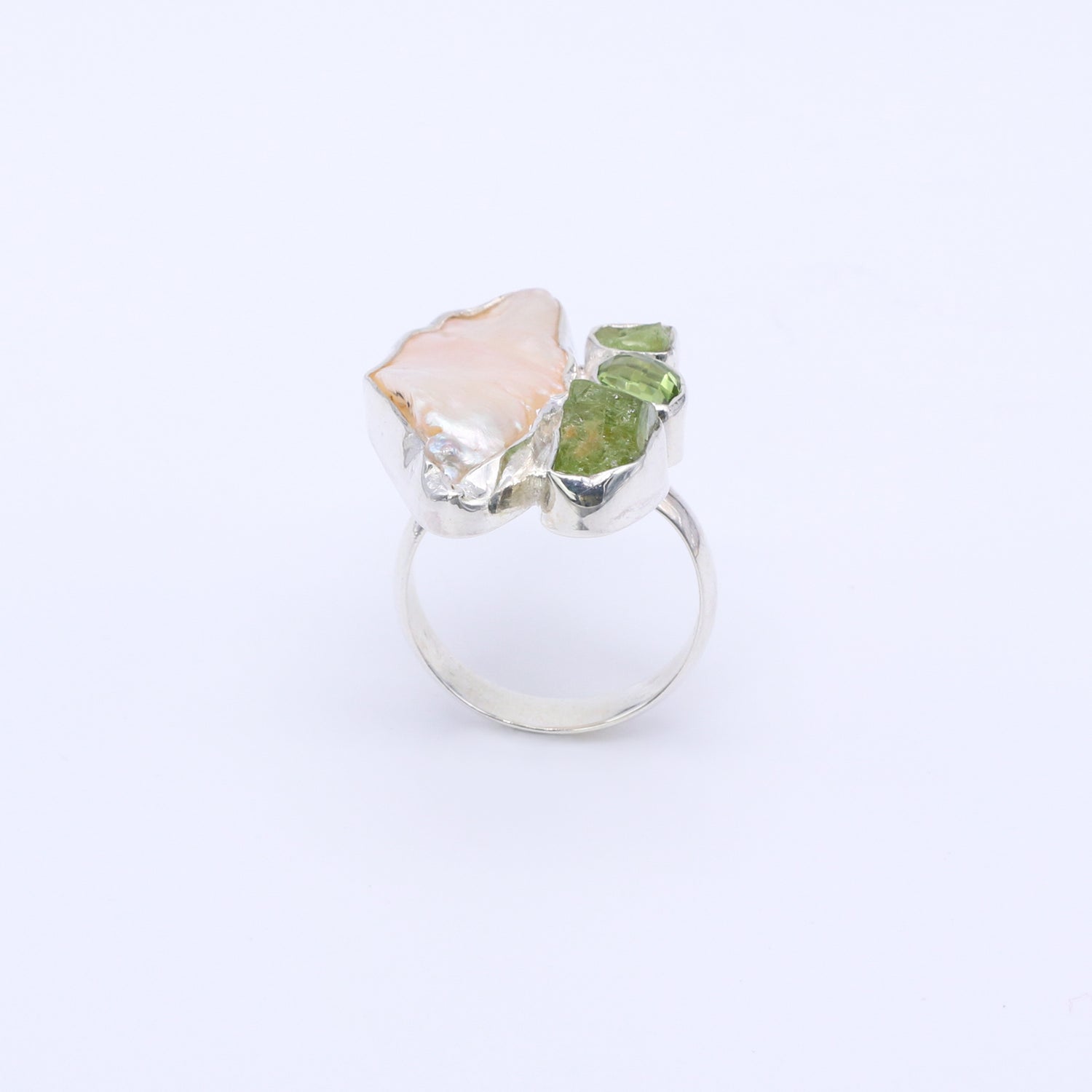 IC: ANILLO PLATA 925 PERLA Y OLIVINAS