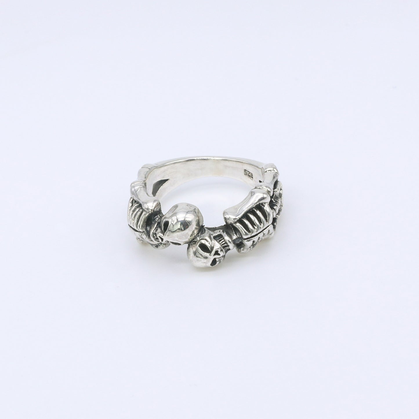 ic: anillo plata calaveras
