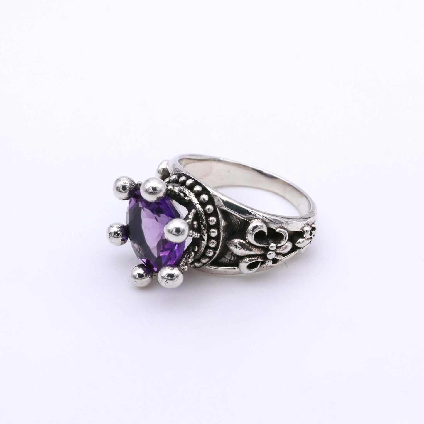IC: ANILLO PLATA AMATISTA CORONA