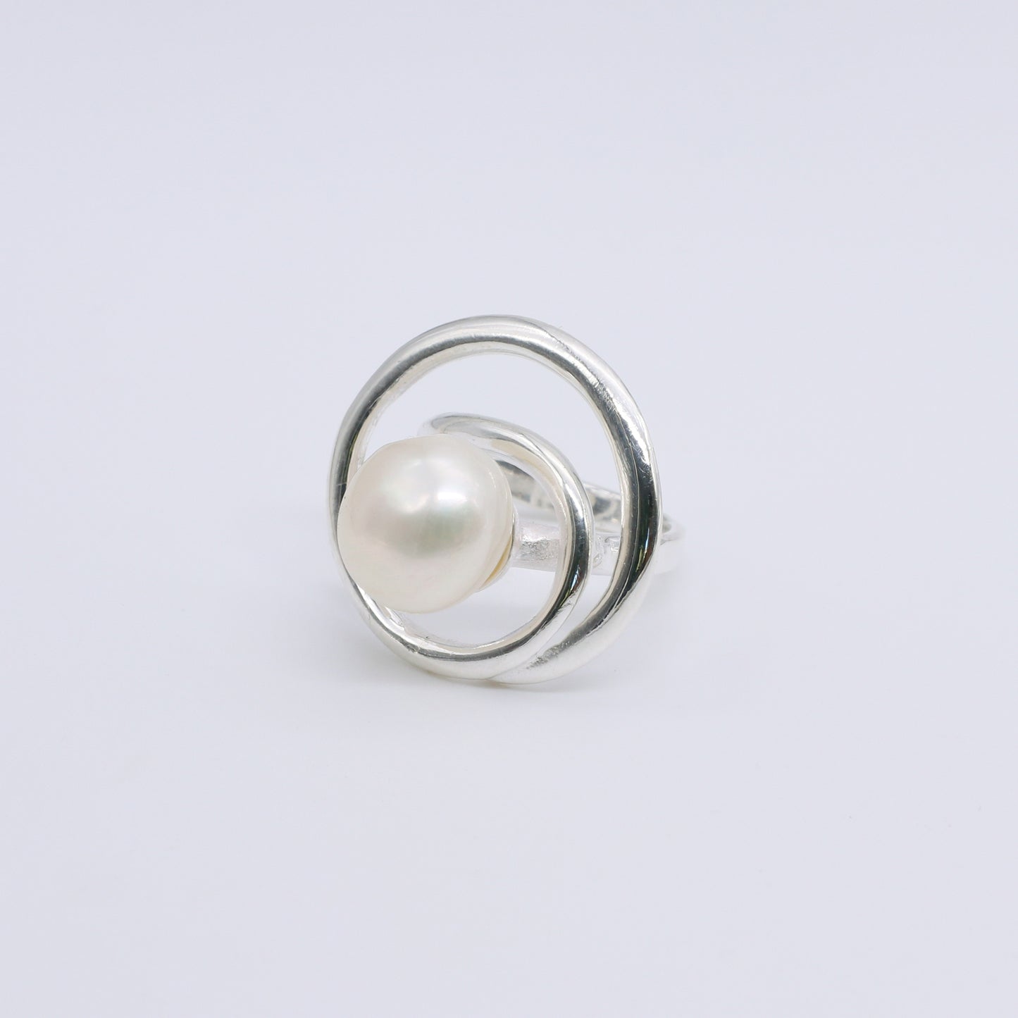 Anillo Perla Yang