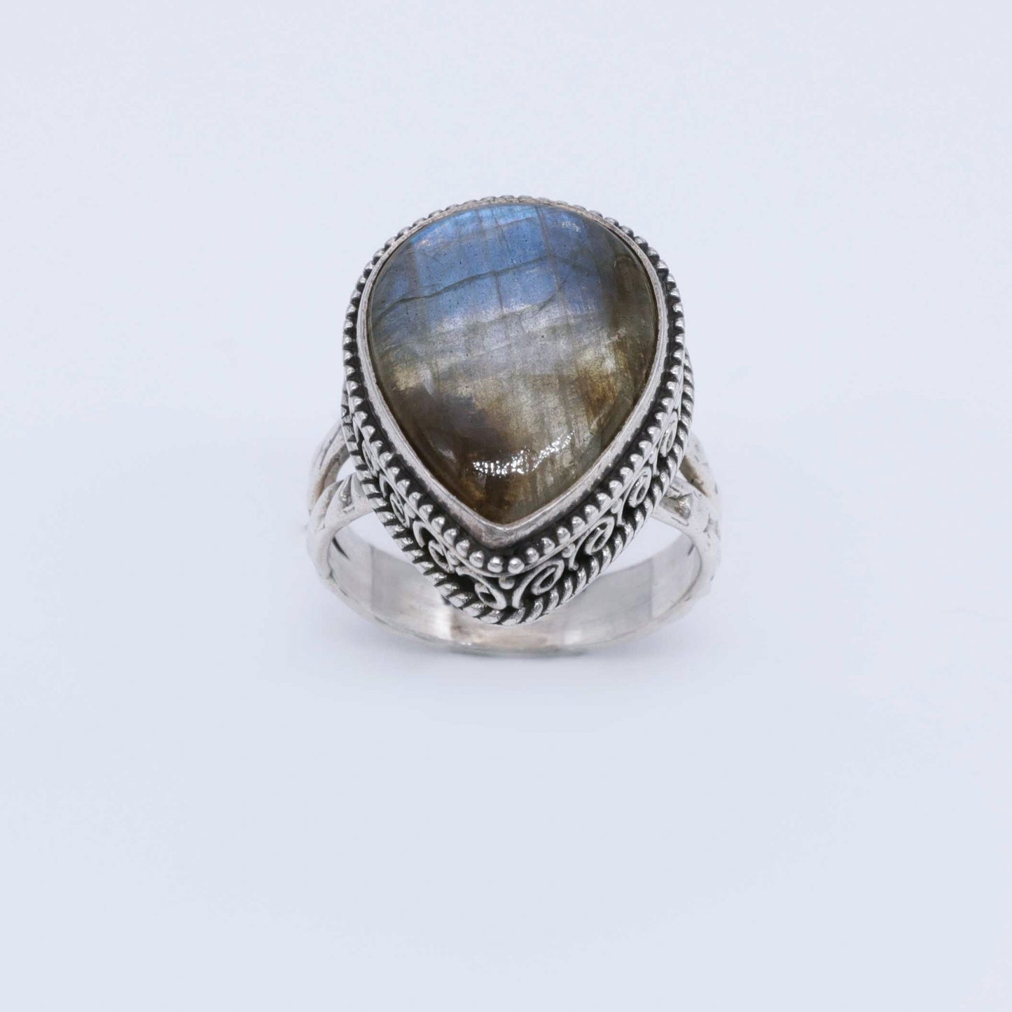 IC: ANILLO PLATA LABRADORITA