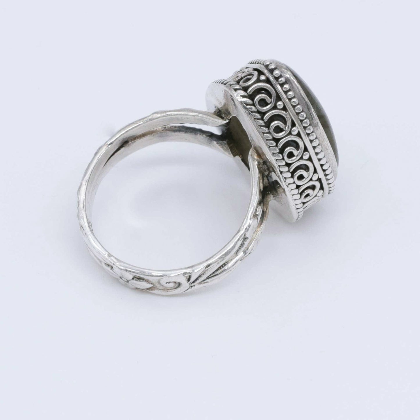 IC: ANILLO PLATA LABRADORITA
