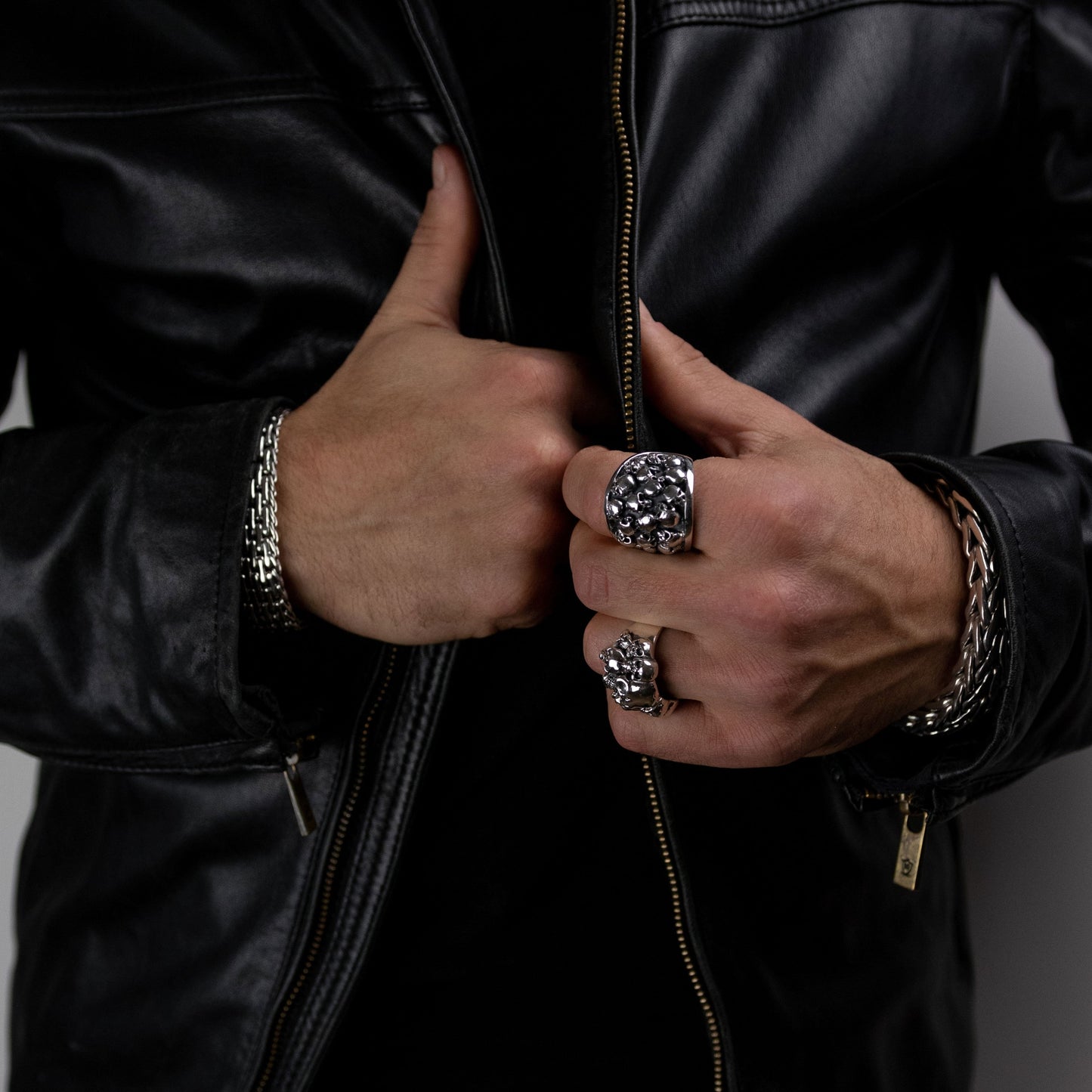 IC: ANILLO PLATA CALAVERAS