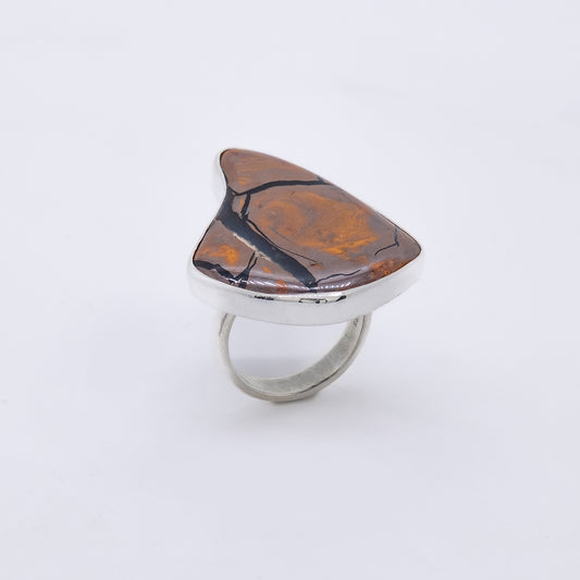 Anillo Greta Hecho a Mano Plata 925 y Ópalo Boulder Australiano