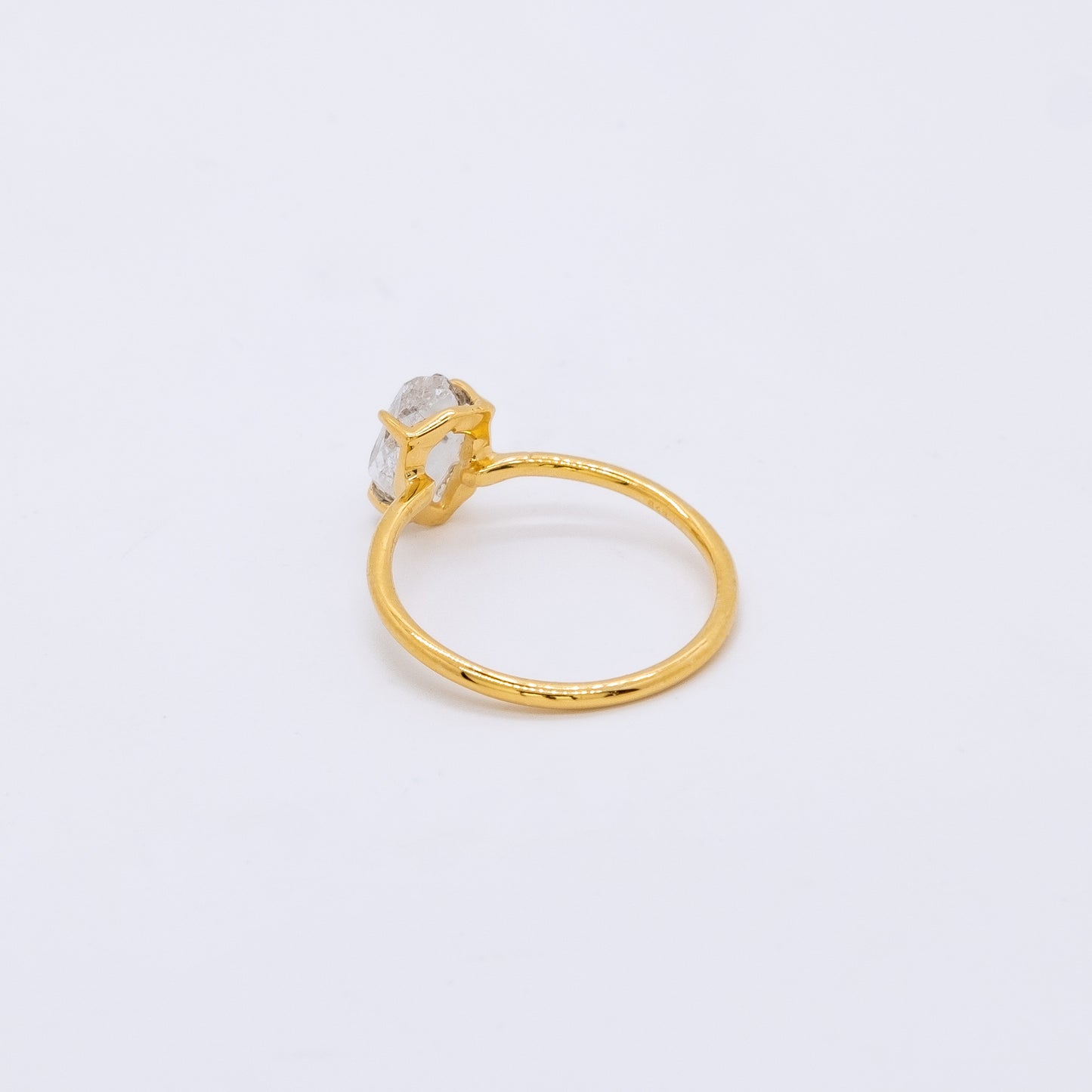 Anillo Waikura Plata 925 Bañada en Oro 18k y Diamante Cuarzo Herkimer