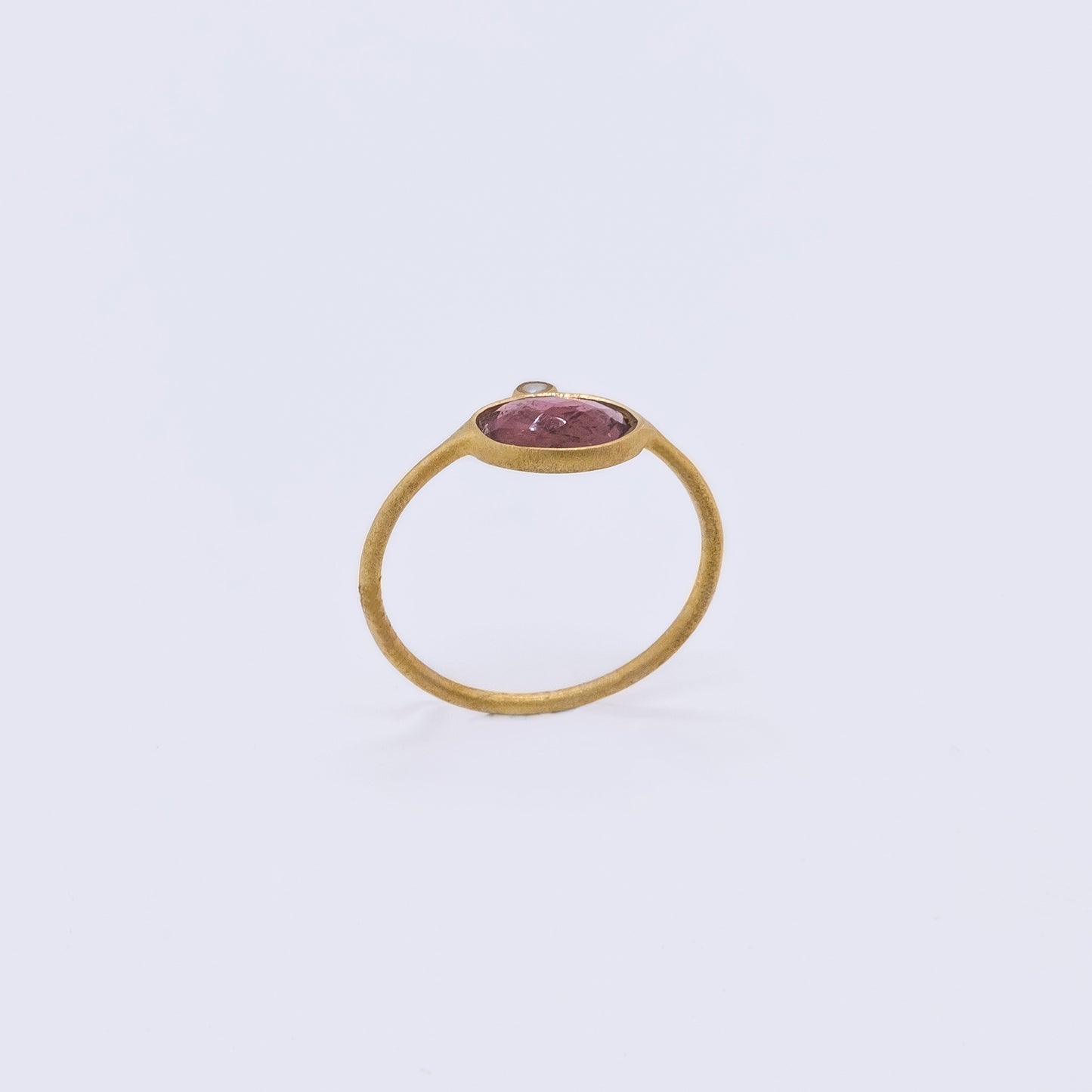 Anillo Peara Plata 925 bAÑO oRO 18K Turmalina y Perla