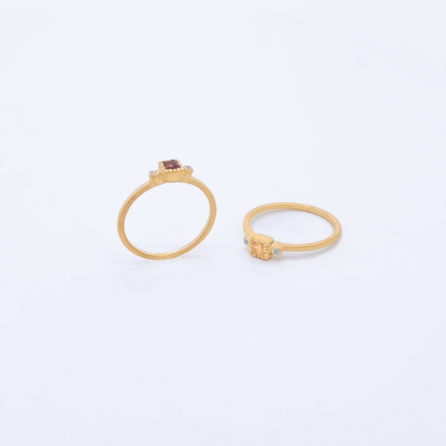 Anillo Iti Plata 925 Chapado en Oro 18k Citrino y Granate