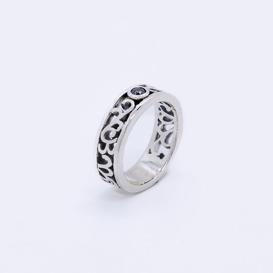Anillo Mahi Plata 925 y Ónix Negro facetado