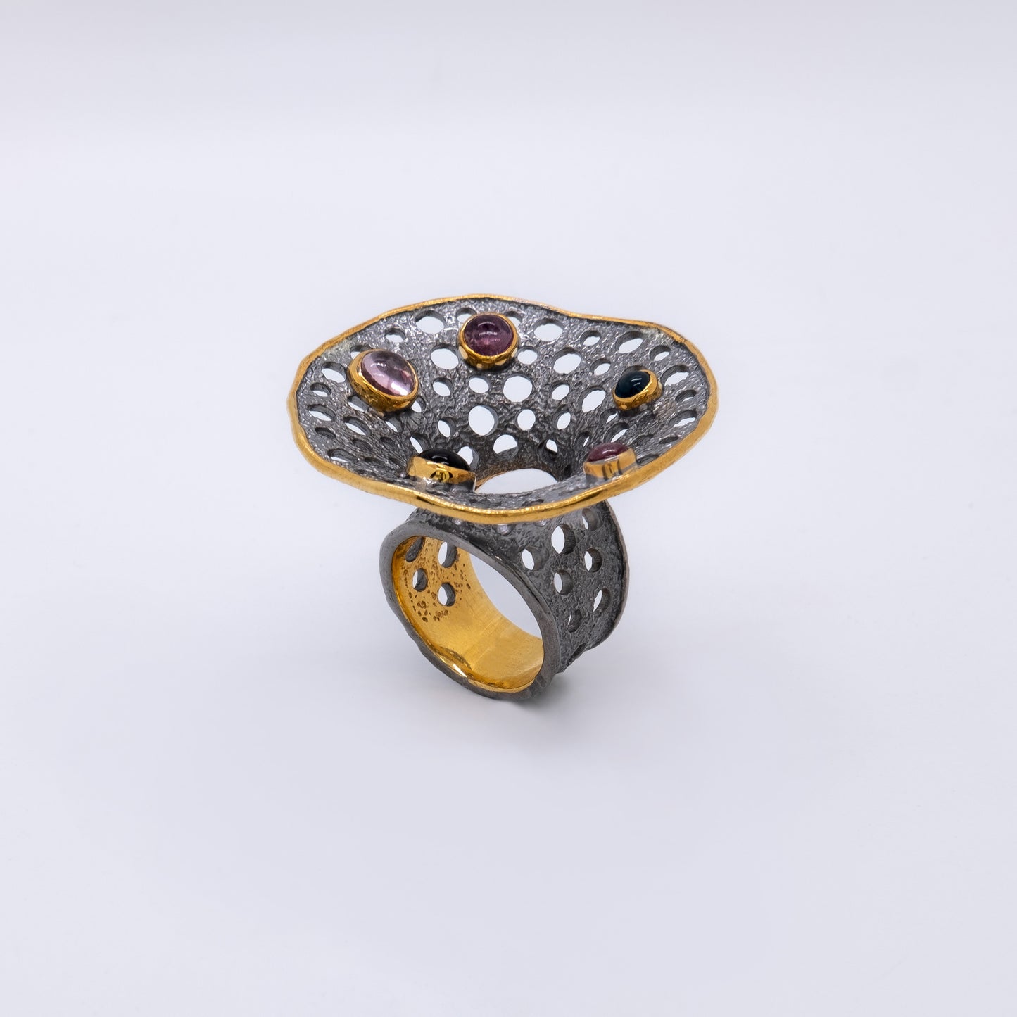 Anillo Mātiti Plata 925 Baño Oro 18k y Rodio Negro Turmalinas Multicolor