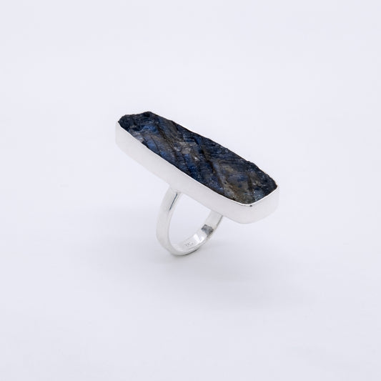 Anillo Toka Hecho a Mano Plata 925 y Labradorita Natural en Bruto