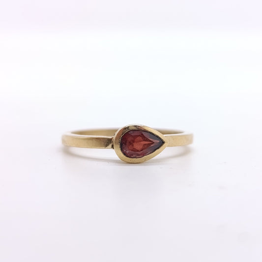 Anillo Ovaka Chapado en Oro 18k
