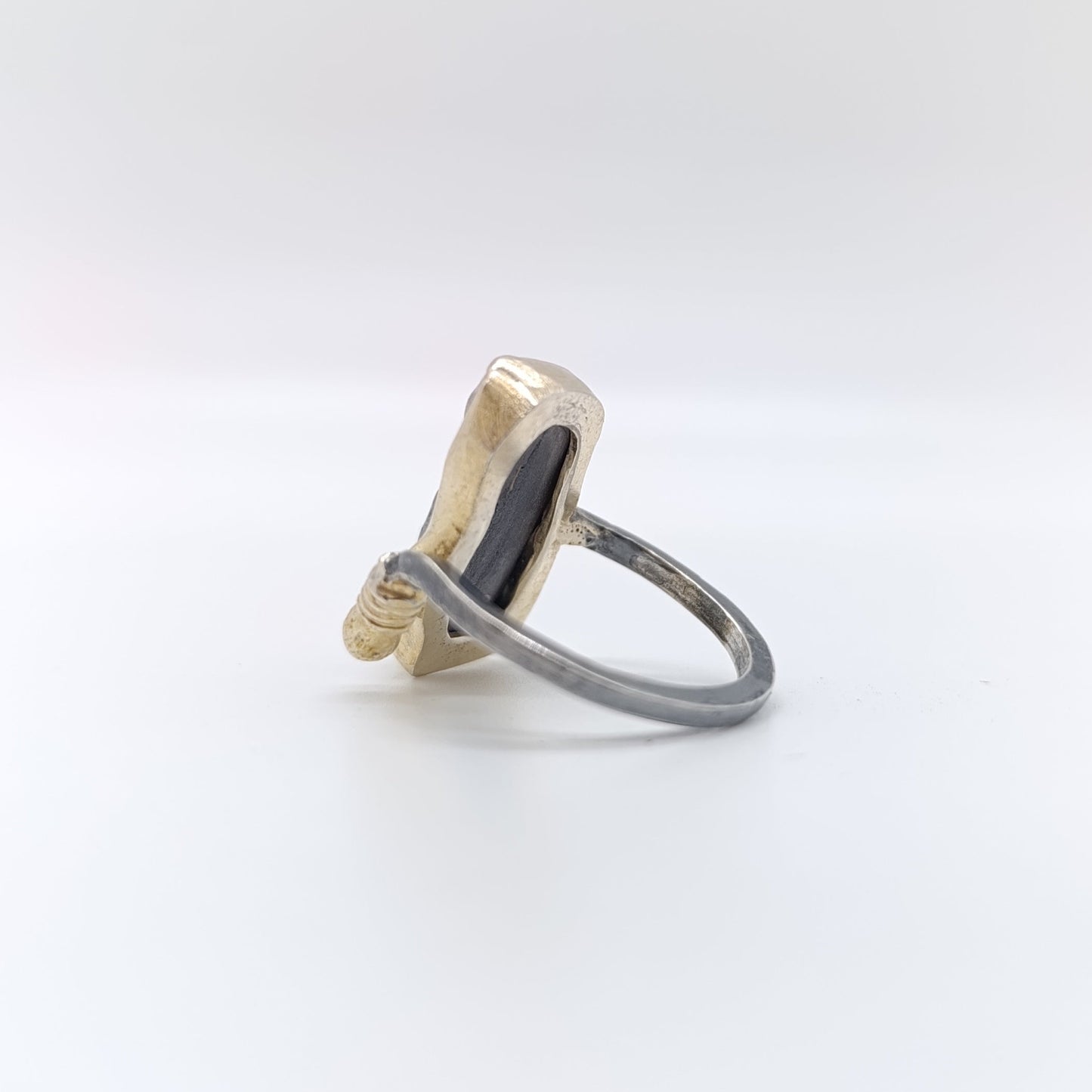 Anillo Shungita Plata Chapada Oro 18k