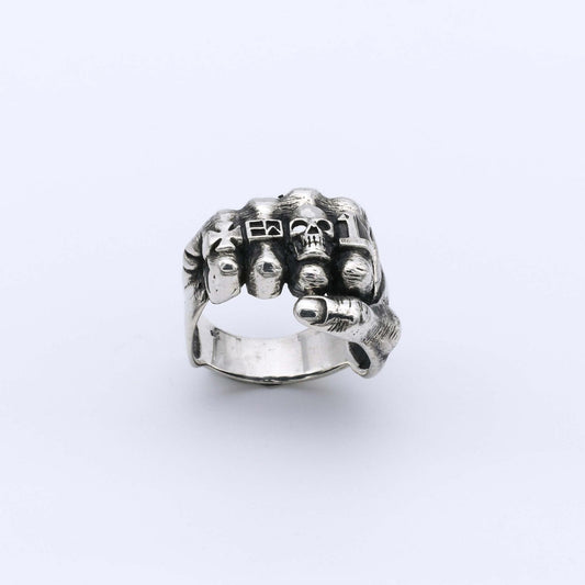 IC: ANILLO PLATA PUÑO AMERICANO