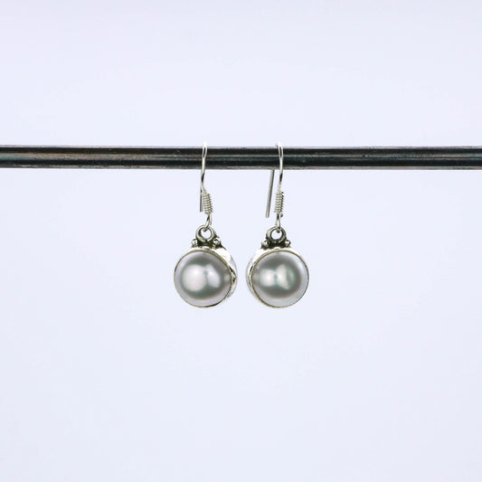 pendiente plata perla natural luz 