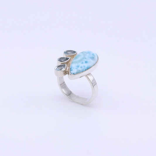 Plata Luz anillo larimar y plata
