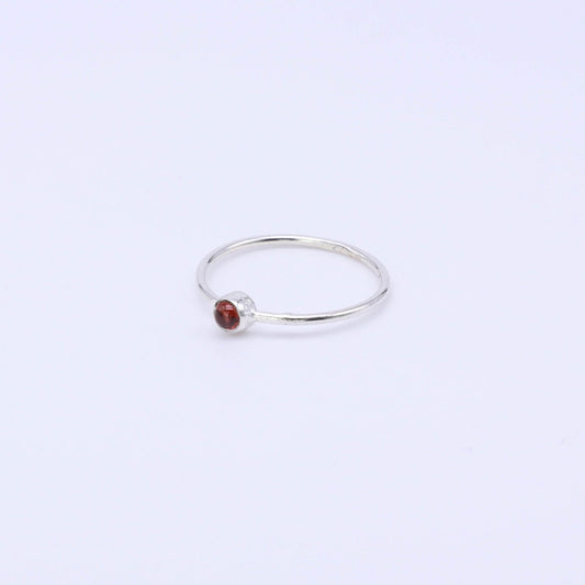 Anillo de Plata y Granate S