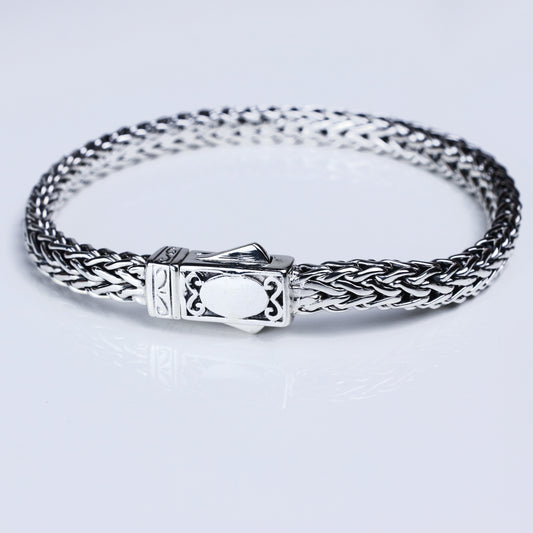 Pulsera Vakuus Square - Plata Luz